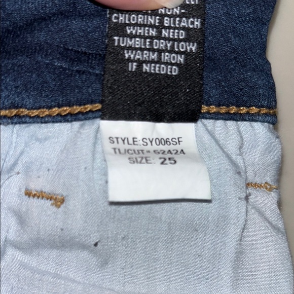 Prosperity skinny jeans with golden stitching, size 25, raw hem - Picture 7 of 7